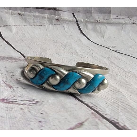 Vintage Faux Turquoise Silver Tone Cuff Bracelet - Picture 2 of 8